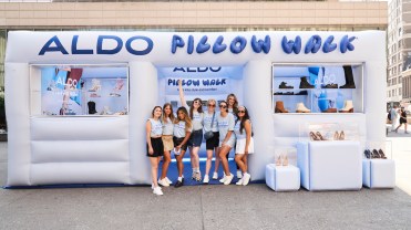 Aldo Pillow Walk 2