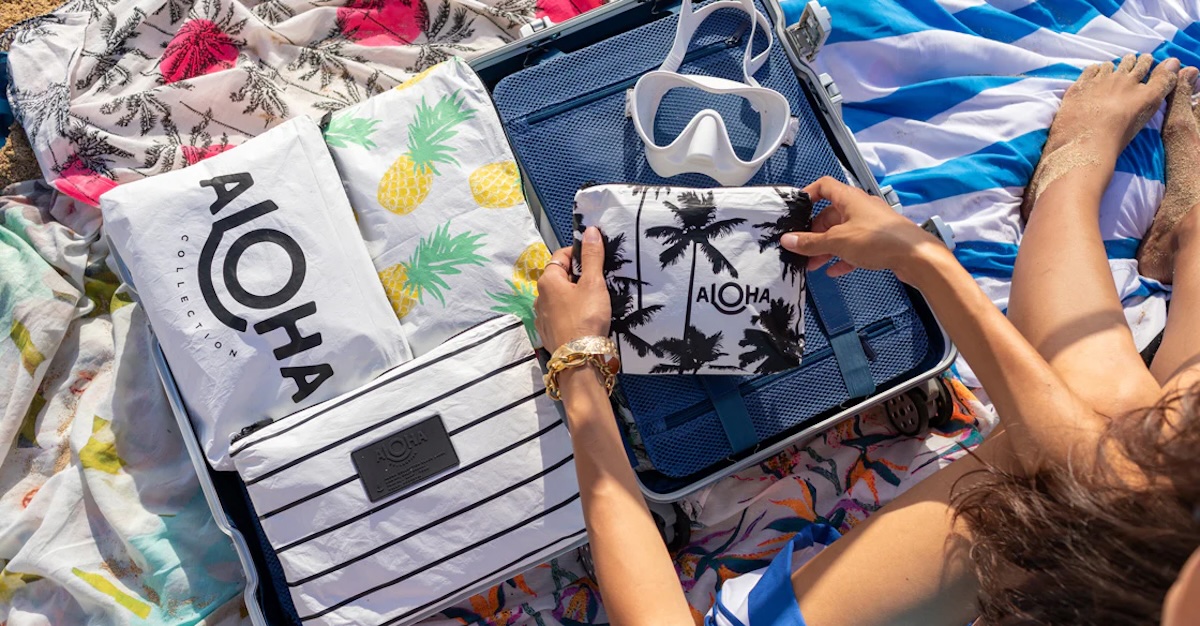 Aloha Collection summer bag at the beach