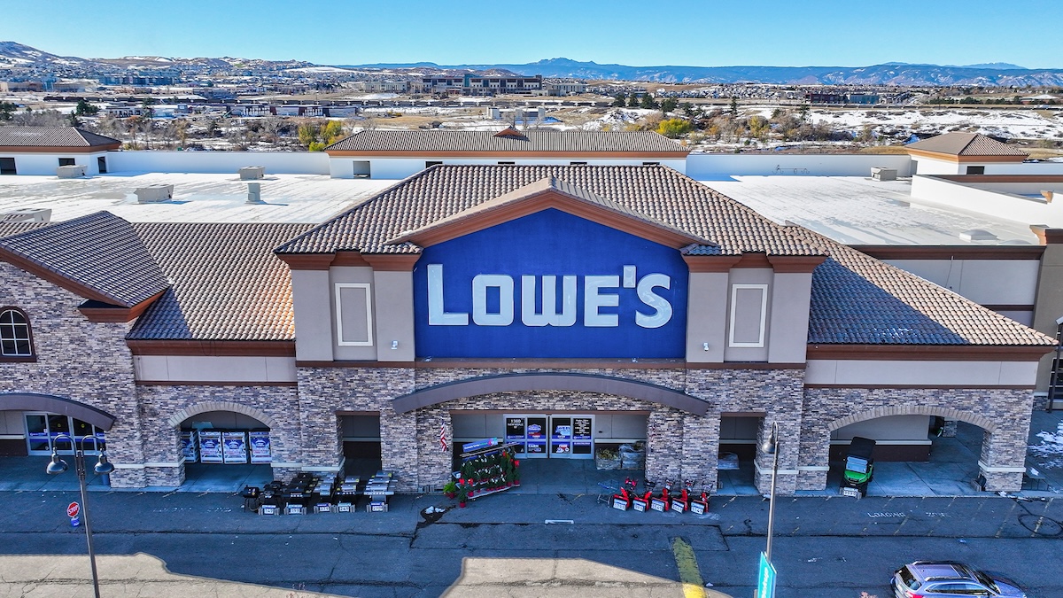 Lowe's Aims to Expand AI Shopping Initiatives by 2026