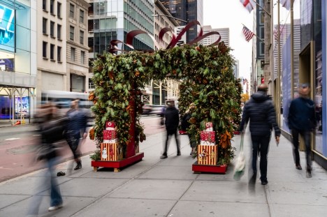 Brands Briefing: Fragrance brands bet on ‘street scent’ pop-ups to capture holiday buzz
