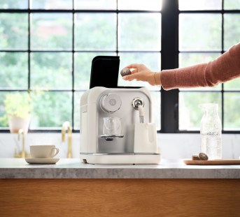 ‘Plastic-free’ is the new battleground in coffee makers 