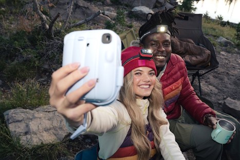 Cotopaxi adopts a drop strategy to build buzz ahead of BFCM